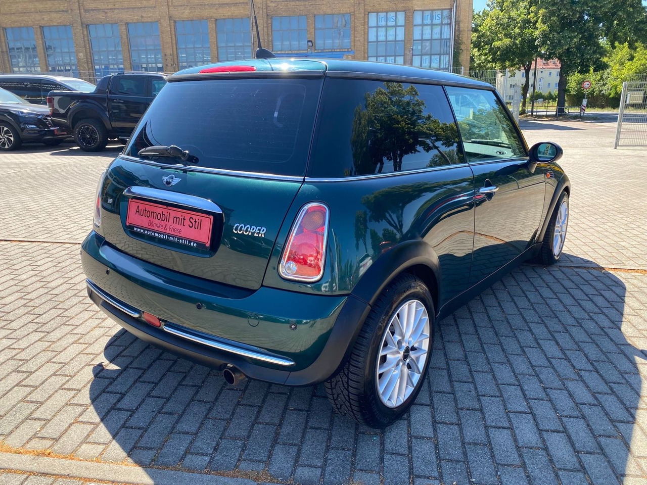 MINI COOPER Mini Cooper Klima Teilleder Alu PDC - سيارة: صورة 4 MINI COOPER Mini Cooper Klima Teilleder Alu PDC - سيارة: صورة 4