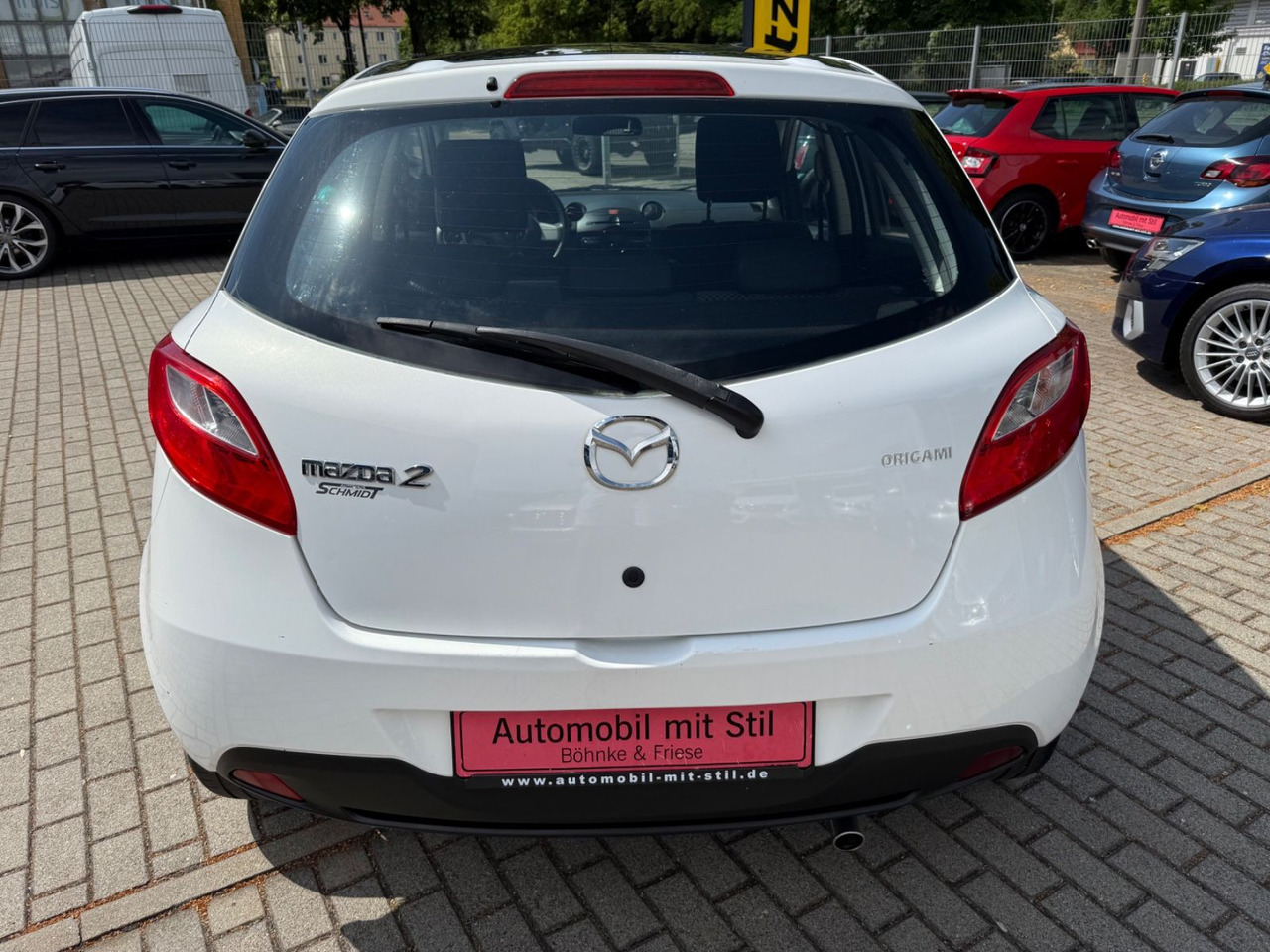 Mazda 2 Lim. 1.3 Origami 5 TÜER KLIMA SHZ TÜV NEU - سيارة: صورة 5 Mazda 2 Lim. 1.3 Origami 5 TÜER KLIMA SHZ TÜV NEU - سيارة: صورة 5
