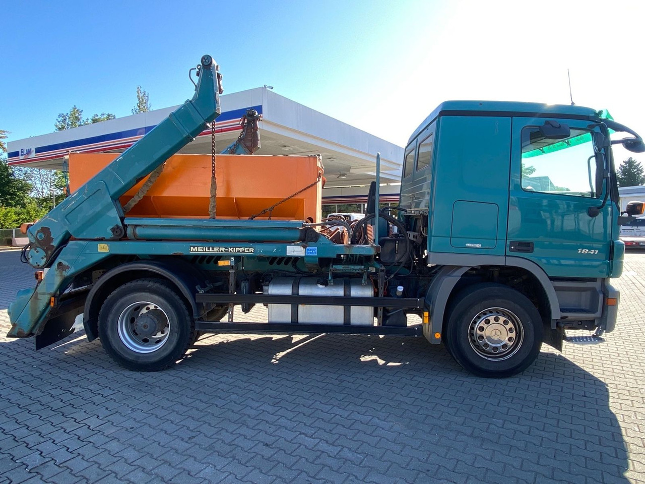 Mercedes-Benz Actros 2/3 6-Zyl. 1841 MEILER ABSATZKIPP. WINTER - شاحنة قلاب: صورة 3 Mercedes-Benz Actros 2/3 6-Zyl. 1841 MEILER ABSATZKIPP. WINTER - شاحنة قلاب: صورة 3