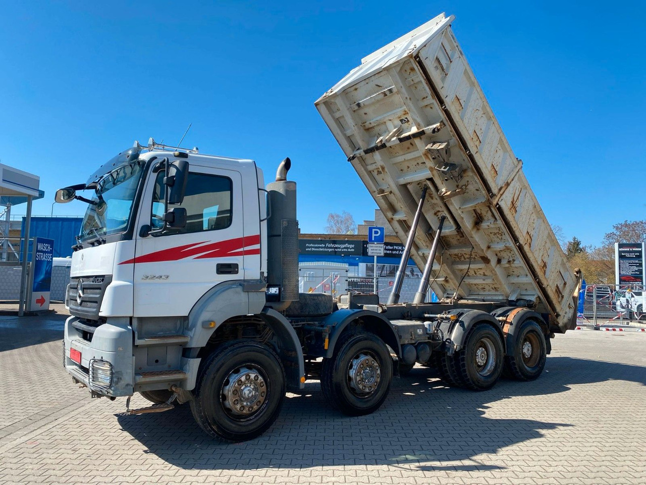 Mercedes-Benz Axor 2 C 4-Achser 3243 8x4 KLIMA RETARDER MEILER - شاحنة قلاب: صورة 2 Mercedes-Benz Axor 2 C 4-Achser 3243 8x4 KLIMA RETARDER MEILER - شاحنة قلاب: صورة 2