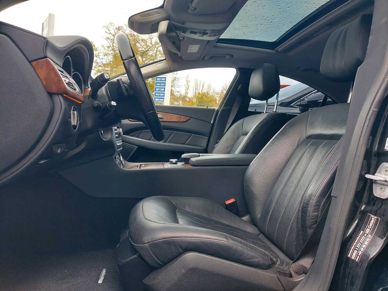 Mercedes-Benz CLS 350 CDI BE Xenon Leder Navi Sitzbelüftung - سيدان: صورة 3 Mercedes-Benz CLS 350 CDI BE Xenon Leder Navi Sitzbelüftung - سيدان: صورة 3