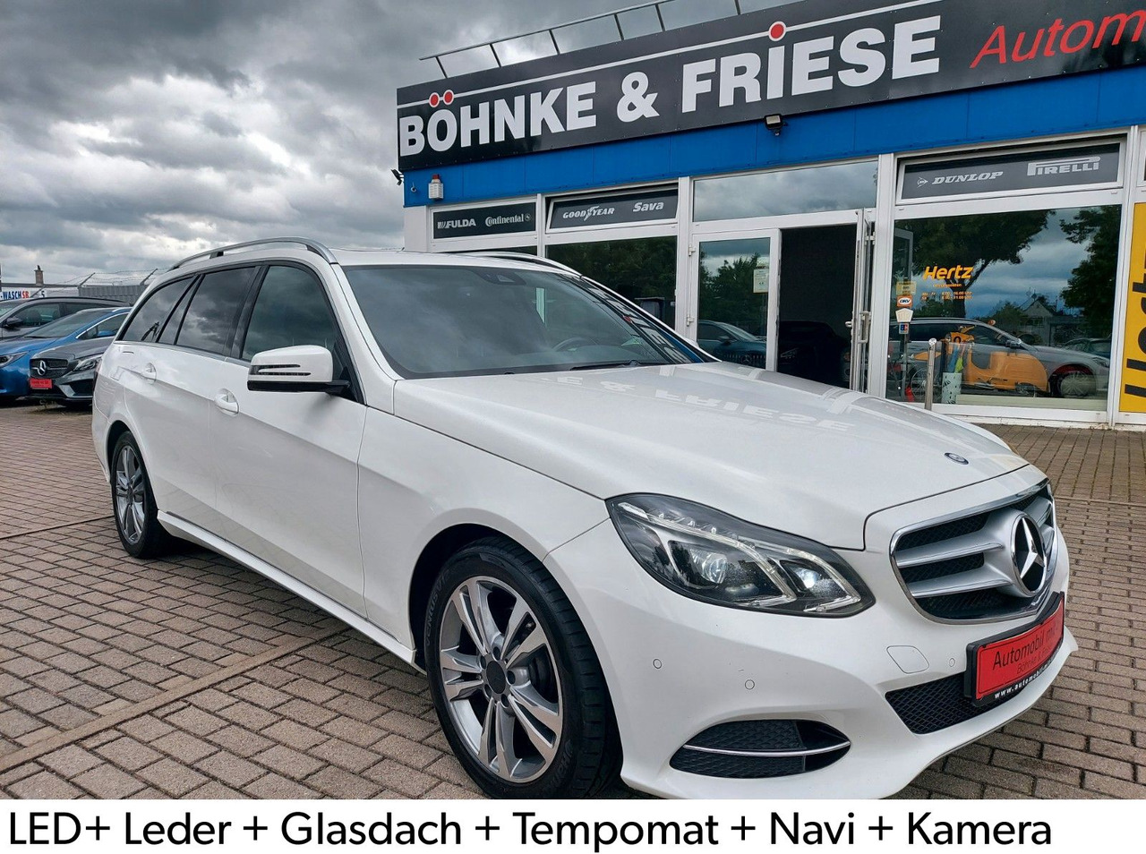سيارة Mercedes-Benz E 220 E -Klasse T 220CDI LED Glasdach Leder Navi: صورة 1