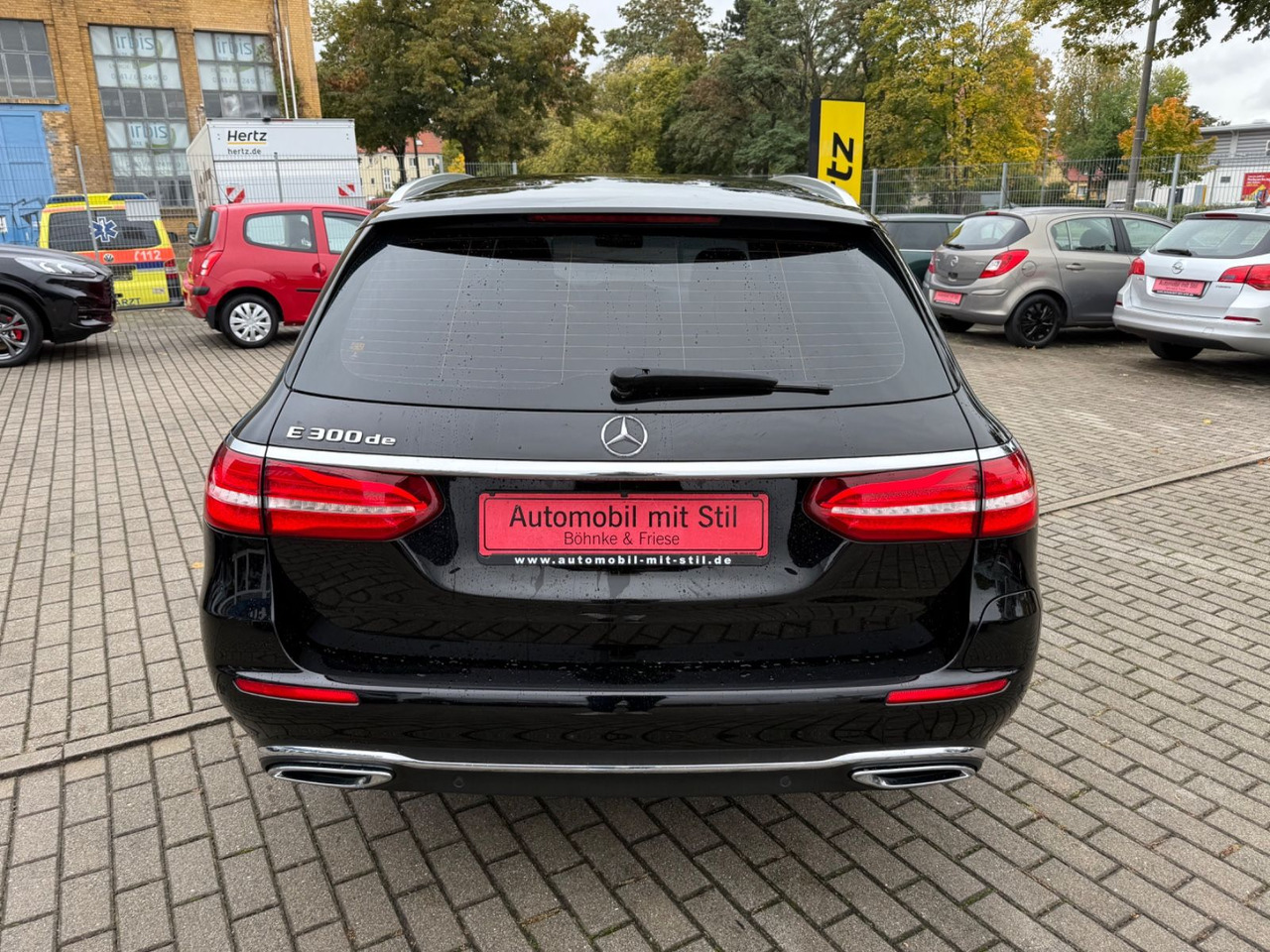 Mercedes-Benz E -Klasse T-Modell E 300 de LED NAVI ACC TEILLED - سيارة ستيشن: صورة 5 Mercedes-Benz E -Klasse T-Modell E 300 de LED NAVI ACC TEILLED - سيارة ستيشن: صورة 5