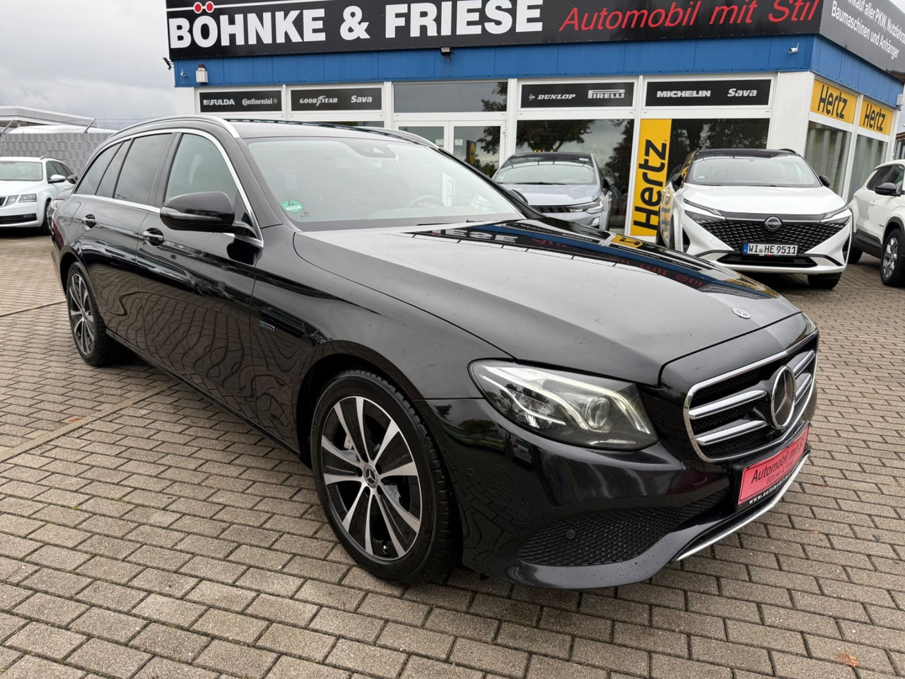 Mercedes-Benz E -Klasse T-Modell E 300 de LED NAVI ACC TEILLED - سيارة ستيشن: صورة 2 Mercedes-Benz E -Klasse T-Modell E 300 de LED NAVI ACC TEILLED - سيارة ستيشن: صورة 2