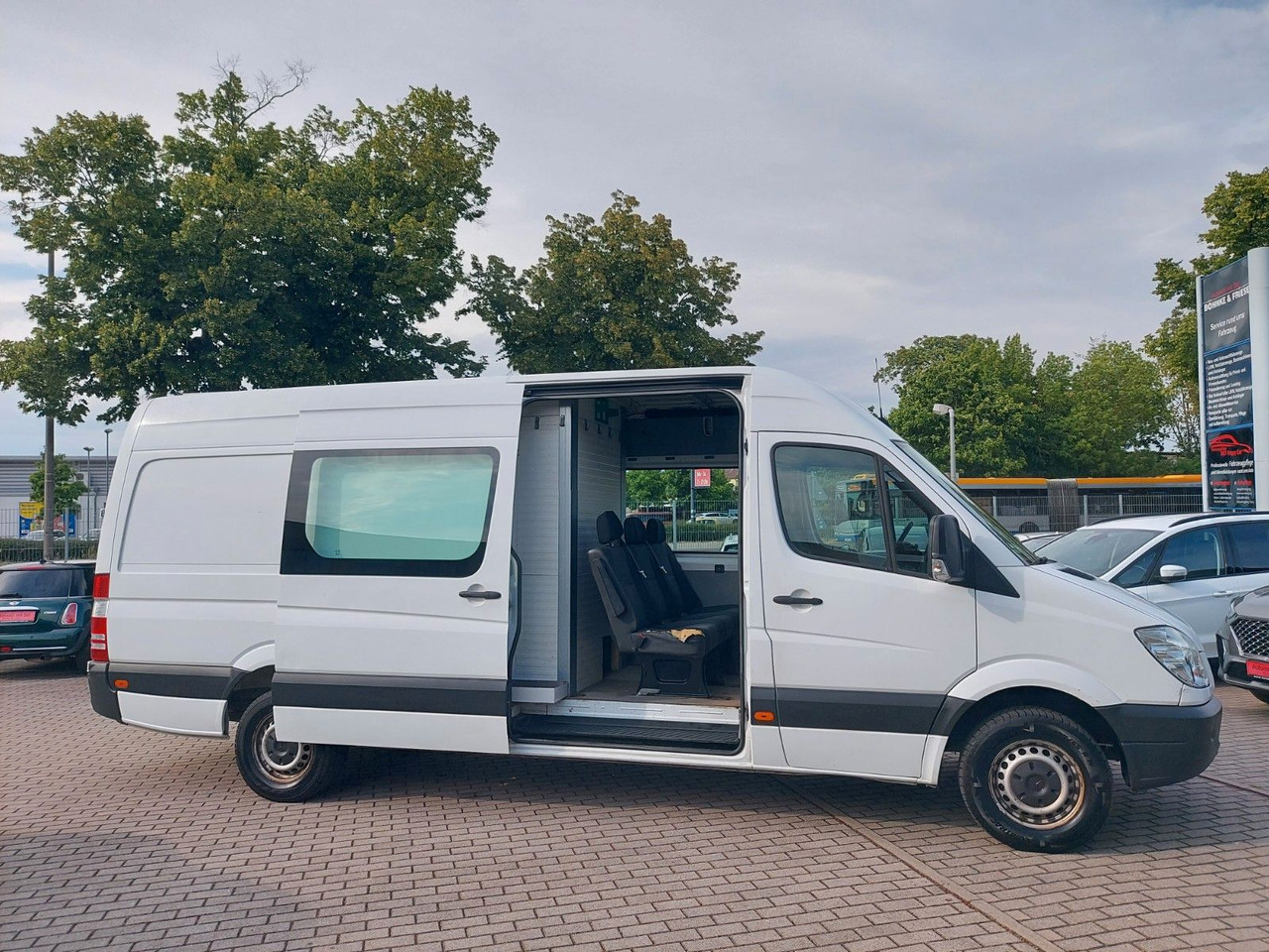 Mercedes-Benz Sprinter II Kasten 316 CDI MIXTO 6 SITZER MAXI - ميكروباص: صورة 1 Mercedes-Benz Sprinter II Kasten 316 CDI MIXTO 6 SITZER MAXI - ميكروباص: صورة 1