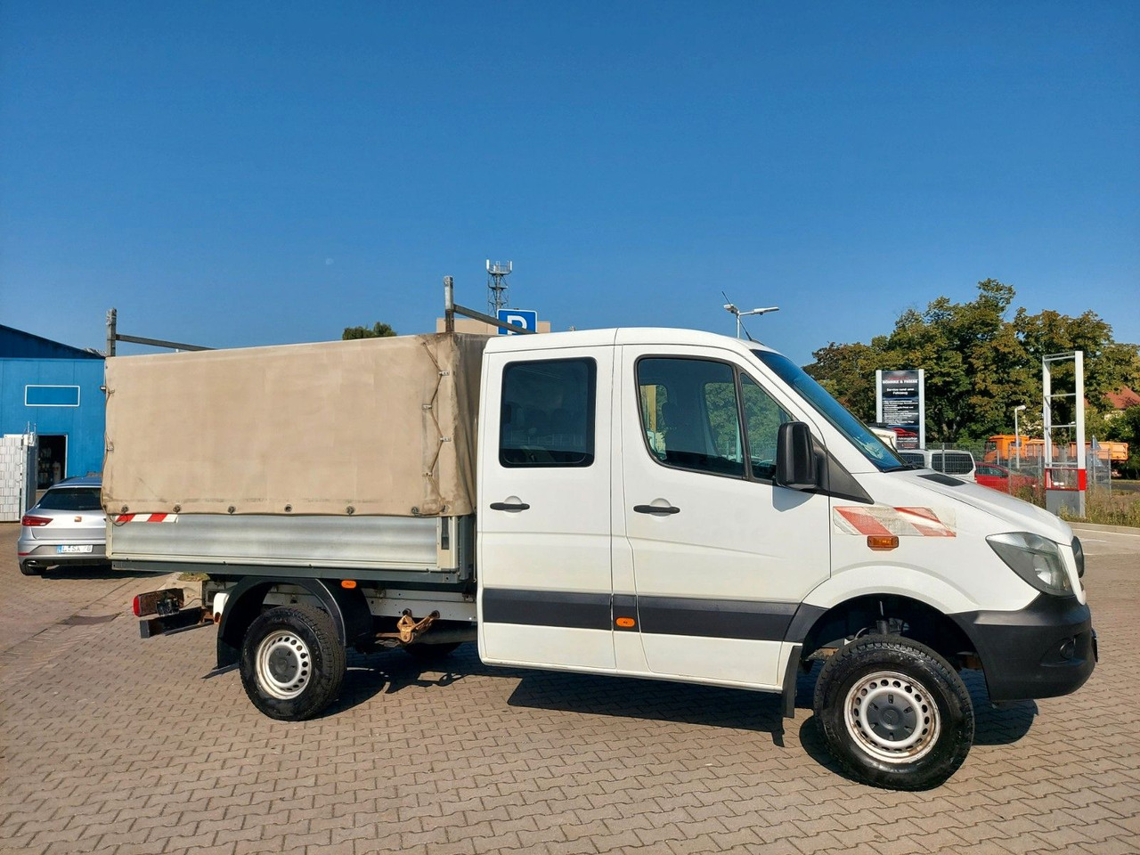 Mercedes-Benz Sprinter II Pritsche DoKa 316 4X4 6Sitze Klima - شاحنة ستارة جانبية, الشاحنات الصغيرة كابينة مزدوجة: صورة 5 Mercedes-Benz Sprinter II Pritsche DoKa 316 4X4 6Sitze Klima - شاحنة ستارة جانبية, الشاحنات الصغيرة كابينة مزدوجة: صورة 5