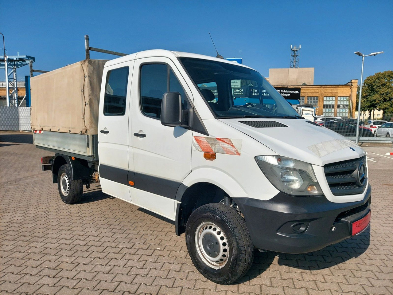 Mercedes-Benz Sprinter II Pritsche DoKa 316 4X4 6Sitze Klima - شاحنة ستارة جانبية, الشاحنات الصغيرة كابينة مزدوجة: صورة 1 Mercedes-Benz Sprinter II Pritsche DoKa 316 4X4 6Sitze Klima - شاحنة ستارة جانبية, الشاحنات الصغيرة كابينة مزدوجة: صورة 1