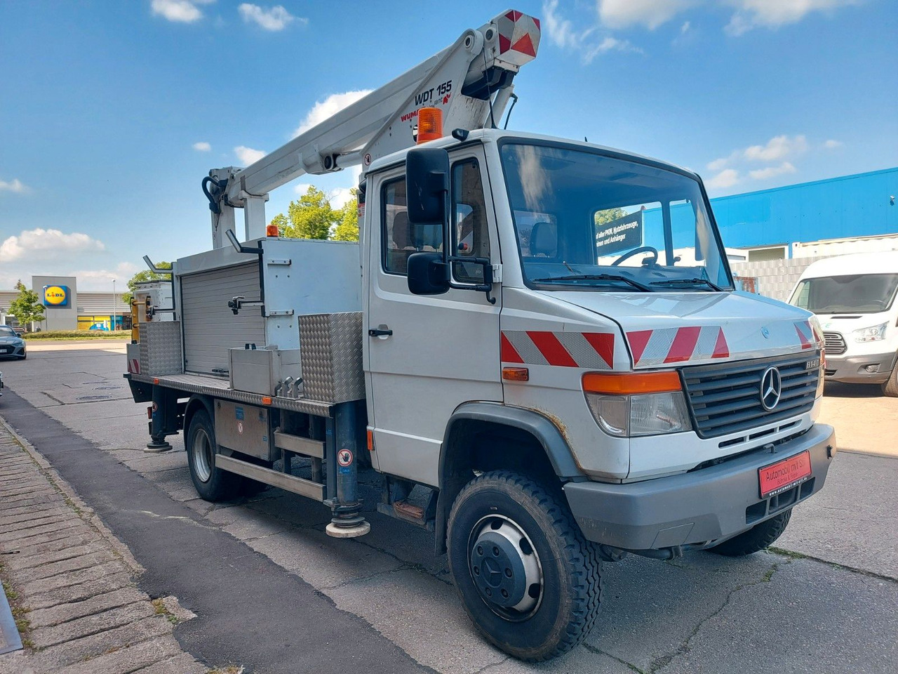 Mercedes-Benz VARIO 814D HUB Steiger WUMAG WDT 155 4X4 ALLRAD - منصة تلسكوبية محمولة على شاحنة: صورة 2 Mercedes-Benz VARIO 814D HUB Steiger WUMAG WDT 155 4X4 ALLRAD - منصة تلسكوبية محمولة على شاحنة: صورة 2
