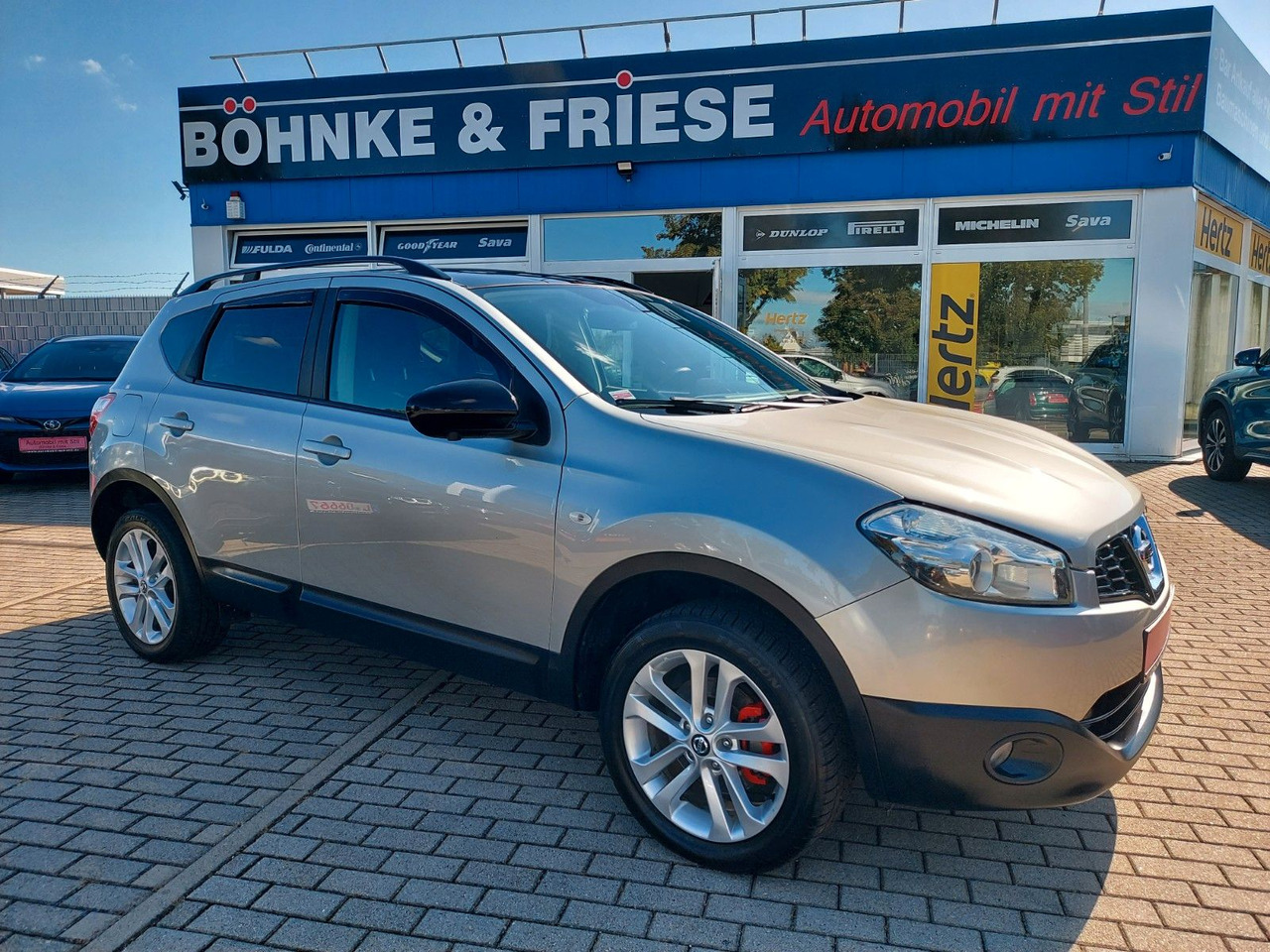Nissan Qashqai Automatik 360 Klima Panorama AHK - سيارة دفع رباعي: صورة 1 Nissan Qashqai Automatik 360 Klima Panorama AHK - سيارة دفع رباعي: صورة 1