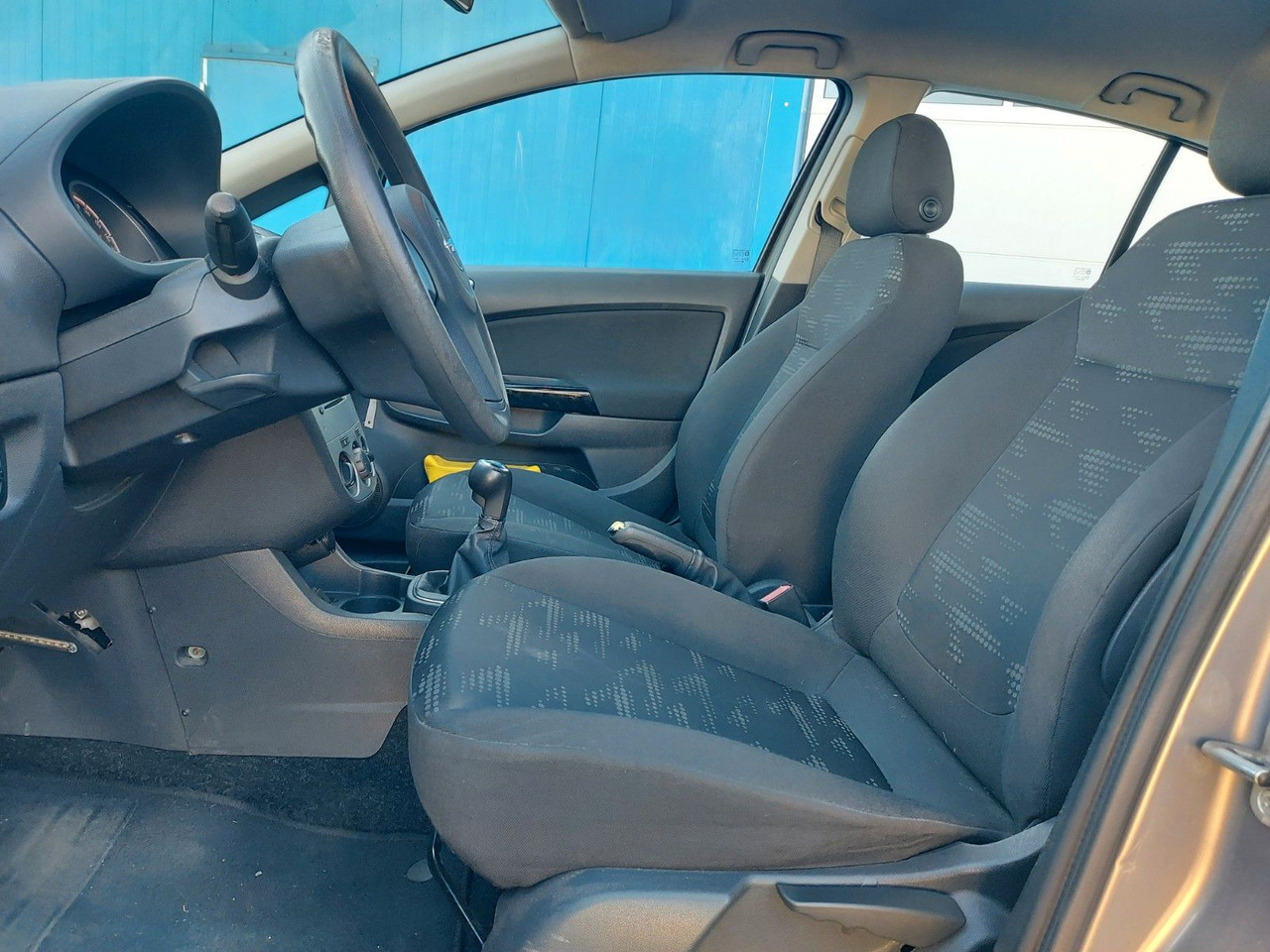 Opel Corsa D Edition Klima - سيارة: صورة 4 Opel Corsa D Edition Klima - سيارة: صورة 4
