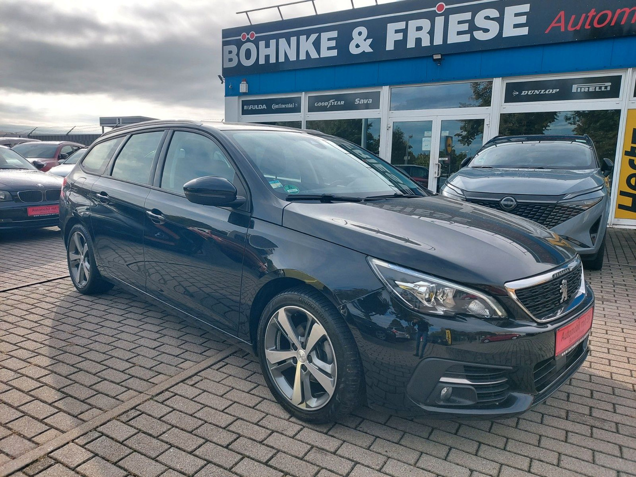 Peugeot 308 SW Active Business Panorama DAB Navi LED - سيارة ستيشن: صورة 1 Peugeot 308 SW Active Business Panorama DAB Navi LED - سيارة ستيشن: صورة 1