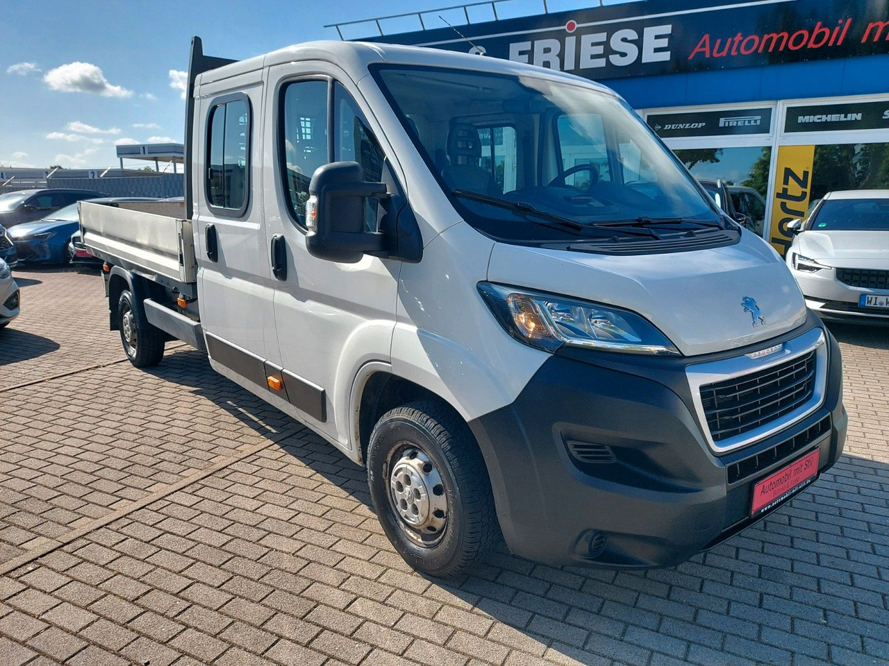 Peugeot Boxer Pritsche Doka. 335 L3 BlueHDi 130 Klima - شاحنة مفتوحة, الشاحنات الصغيرة كابينة مزدوجة: صورة 1 Peugeot Boxer Pritsche Doka. 335 L3 BlueHDi 130 Klima - شاحنة مفتوحة, الشاحنات الصغيرة كابينة مزدوجة: صورة 1