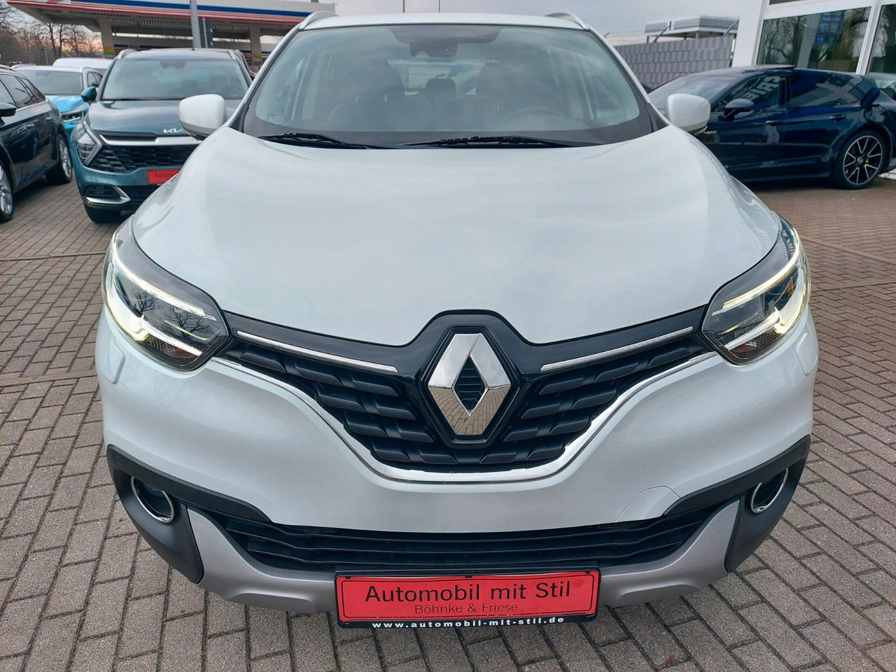 Renault Kadjar XMOD Klima Leder Navi Assist Sitzheiz.LED - سيارة دفع رباعي: صورة 4 Renault Kadjar XMOD Klima Leder Navi Assist Sitzheiz.LED - سيارة دفع رباعي: صورة 4