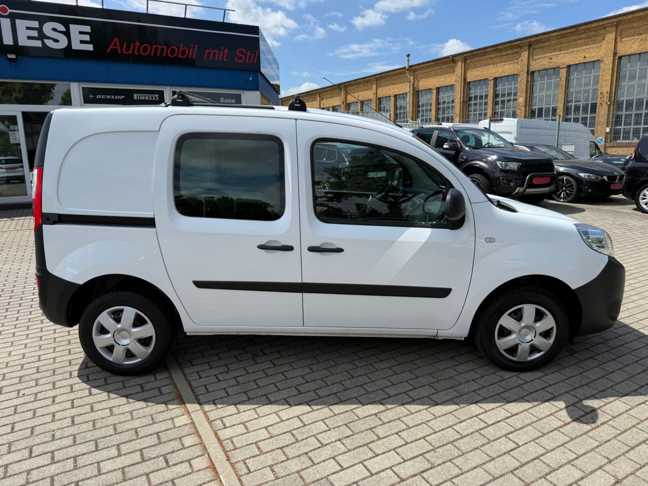Renault Kangoo Rapid Extra Klima AHK DACHTRÄGER WORKER - سيارة: صورة 3 Renault Kangoo Rapid Extra Klima AHK DACHTRÄGER WORKER - سيارة: صورة 3
