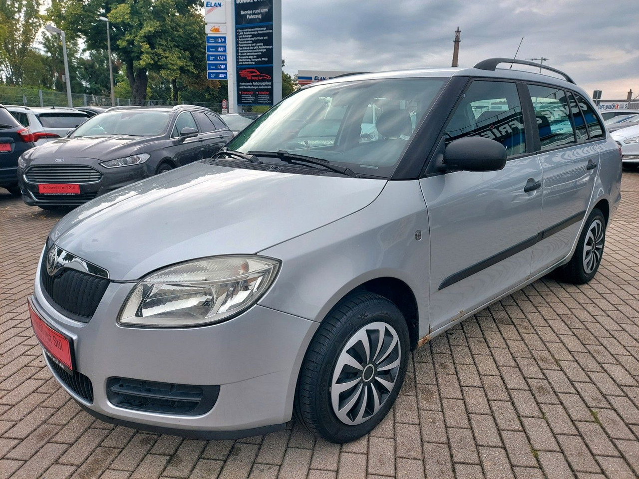 Skoda Fabia Combi Cool Edition Klima AHK - سيارة ستيشن: صورة 3 Skoda Fabia Combi Cool Edition Klima AHK - سيارة ستيشن: صورة 3