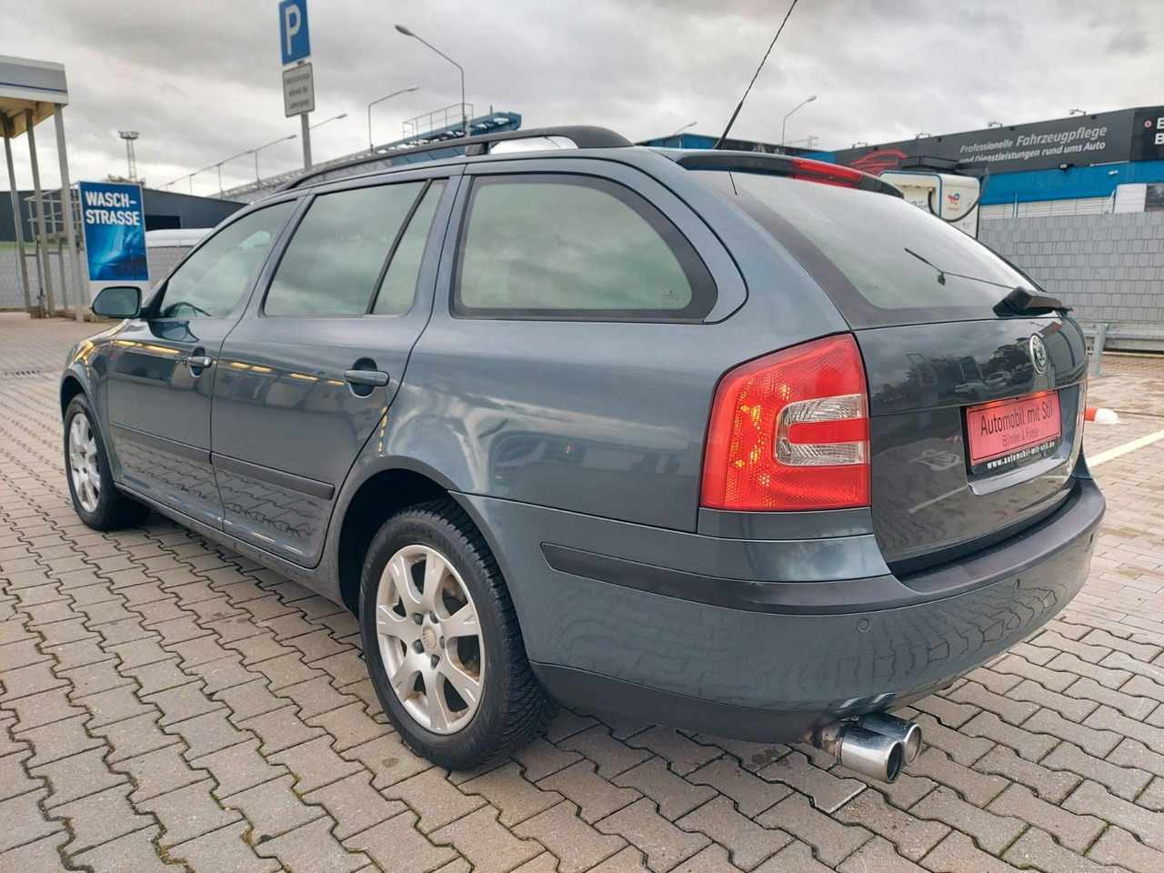 Skoda Octavia Combi Ambiente Klima Navi AHK - سيارة ستيشن: صورة 4 Skoda Octavia Combi Ambiente Klima Navi AHK - سيارة ستيشن: صورة 4