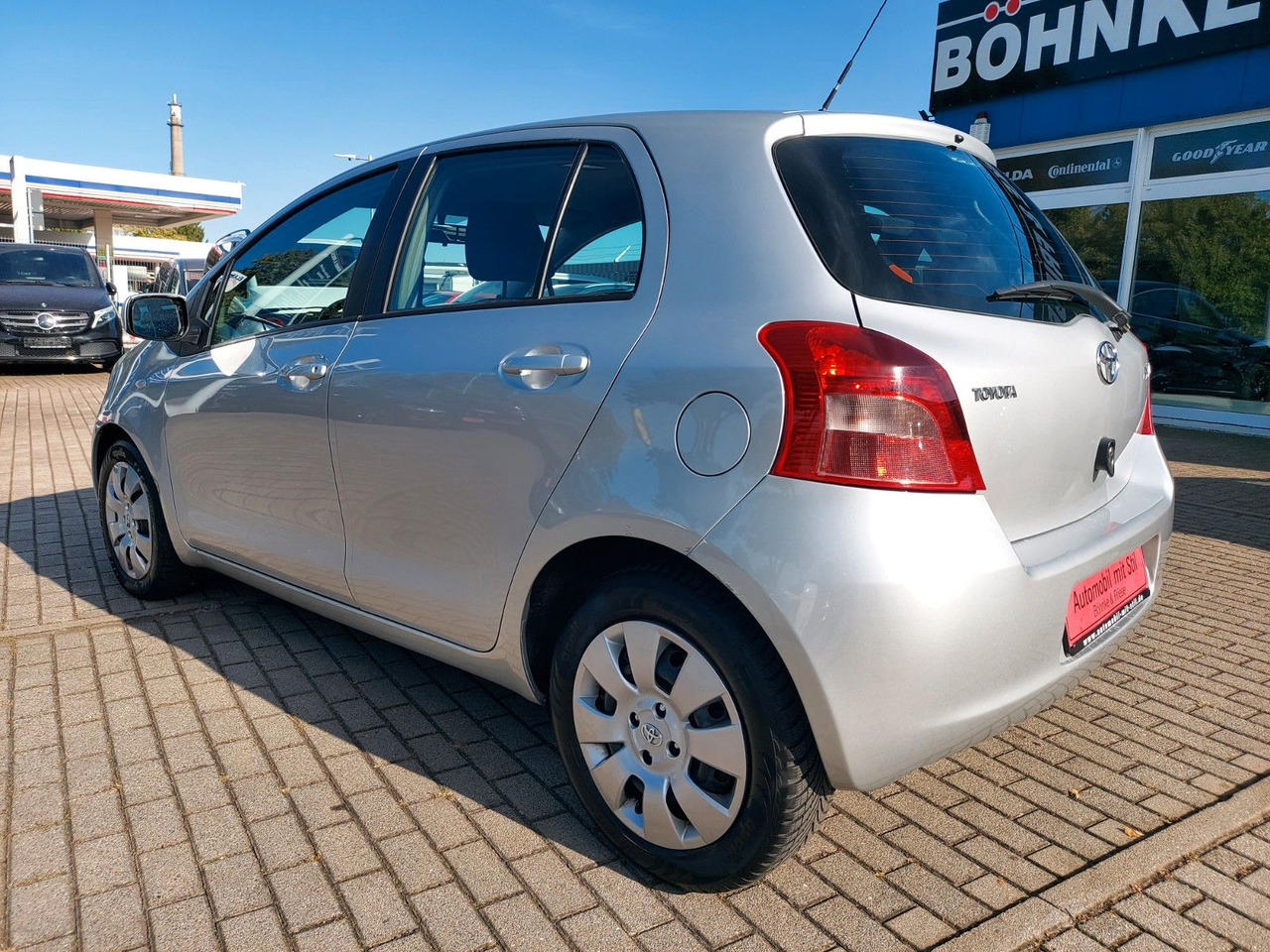 Toyota Yaris Sol Klima - سيارة: صورة 3 Toyota Yaris Sol Klima - سيارة: صورة 3