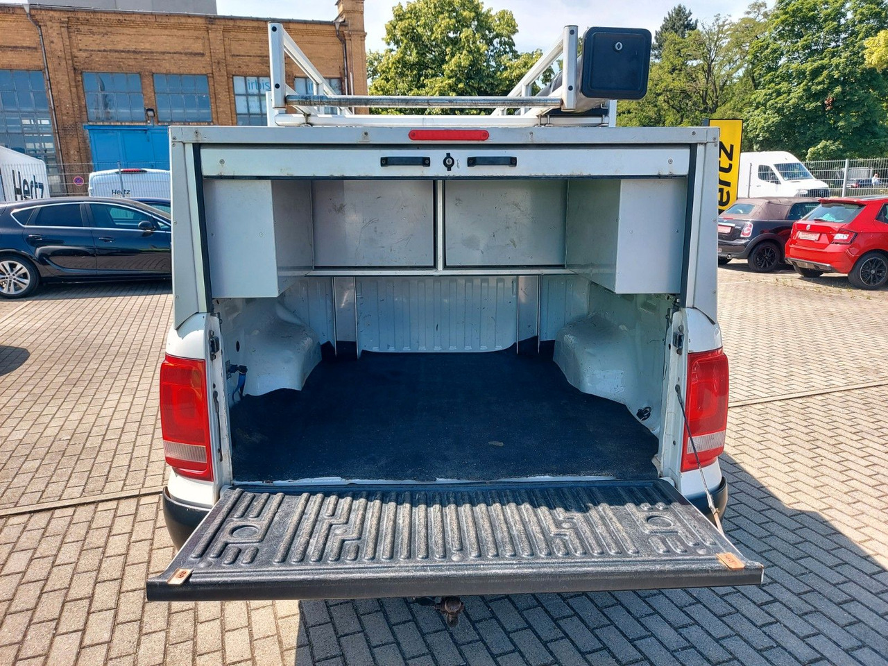 Volkswagen Amarok DoubleCab Klima AHK - سيارة دفع رباعي: صورة 3 Volkswagen Amarok DoubleCab Klima AHK - سيارة دفع رباعي: صورة 3
