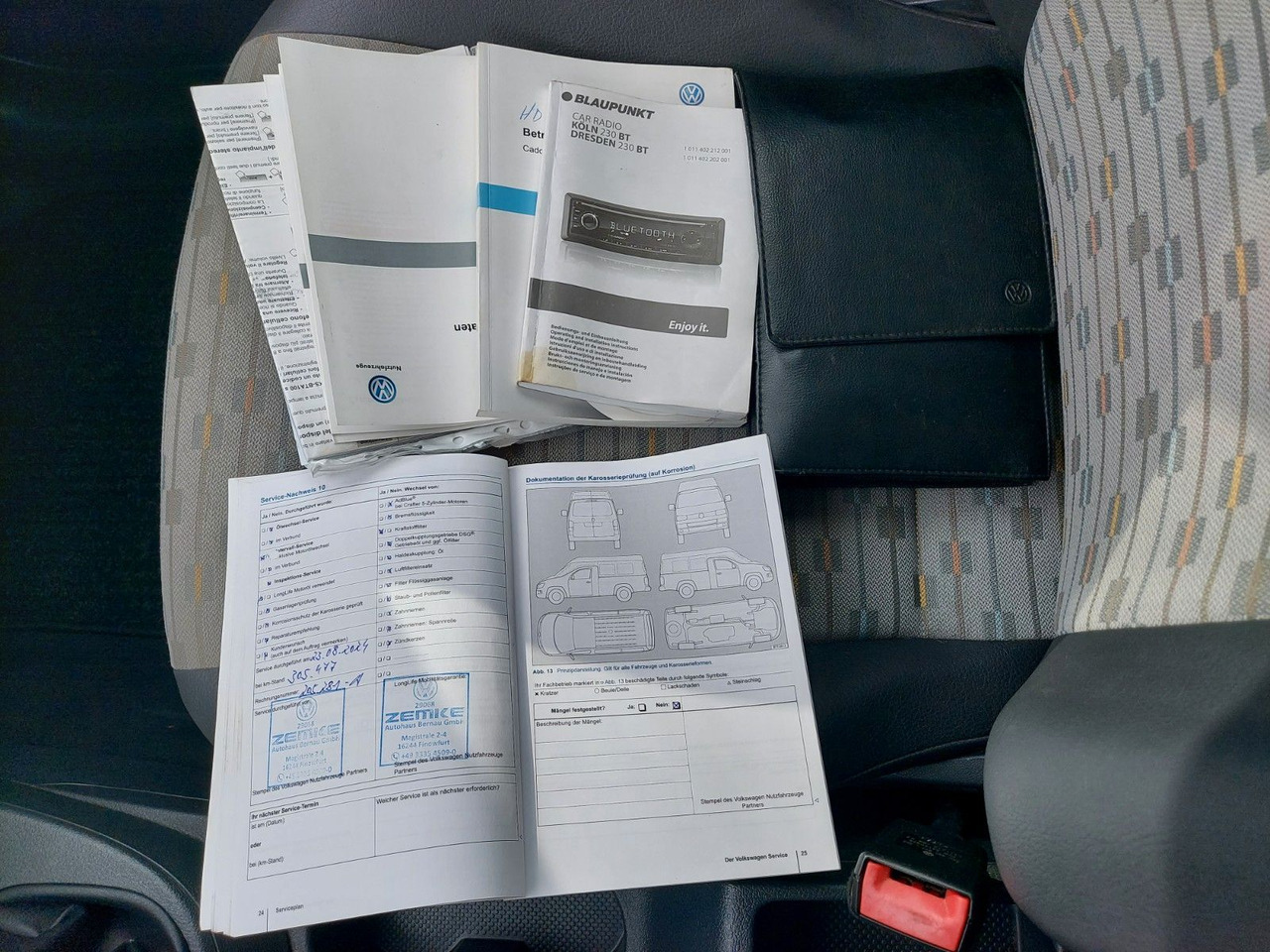 Volkswagen Caddy Kasten Kombi 2 Sitze Klima Bluetooth Volkswagen Caddy Kasten Kombi 2 Sitze Klima Bluetooth: صورة 26 Volkswagen Caddy Kasten Kombi 2 Sitze Klima Bluetooth Volkswagen Caddy Kasten Kombi 2 Sitze Klima Bluetooth: صورة 26