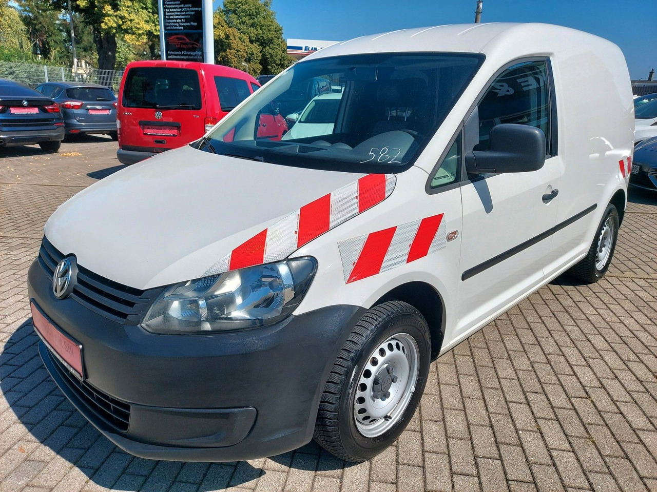 Volkswagen Caddy Kasten Kombi 2 Sitze Klima M+S - ميكروباص: صورة 4 Volkswagen Caddy Kasten Kombi 2 Sitze Klima M+S - ميكروباص: صورة 4