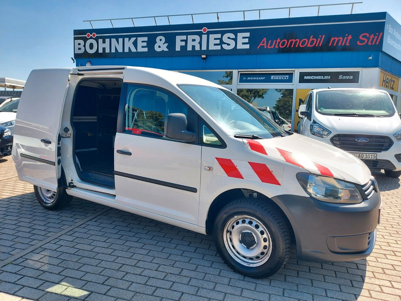 Volkswagen Caddy Kasten Kombi 2 Sitze Klima M+S - ميكروباص: صورة 1 Volkswagen Caddy Kasten Kombi 2 Sitze Klima M+S - ميكروباص: صورة 1