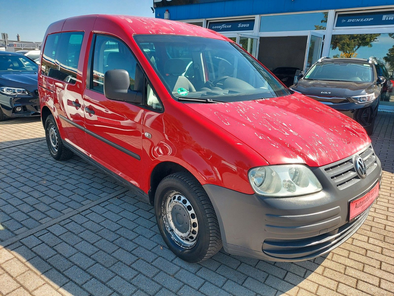 Volkswagen Caddy Kombi 1.9 TDi 5 Sitze Klima M+S AHK - ميكروباص: صورة 2 Volkswagen Caddy Kombi 1.9 TDi 5 Sitze Klima M+S AHK - ميكروباص: صورة 2