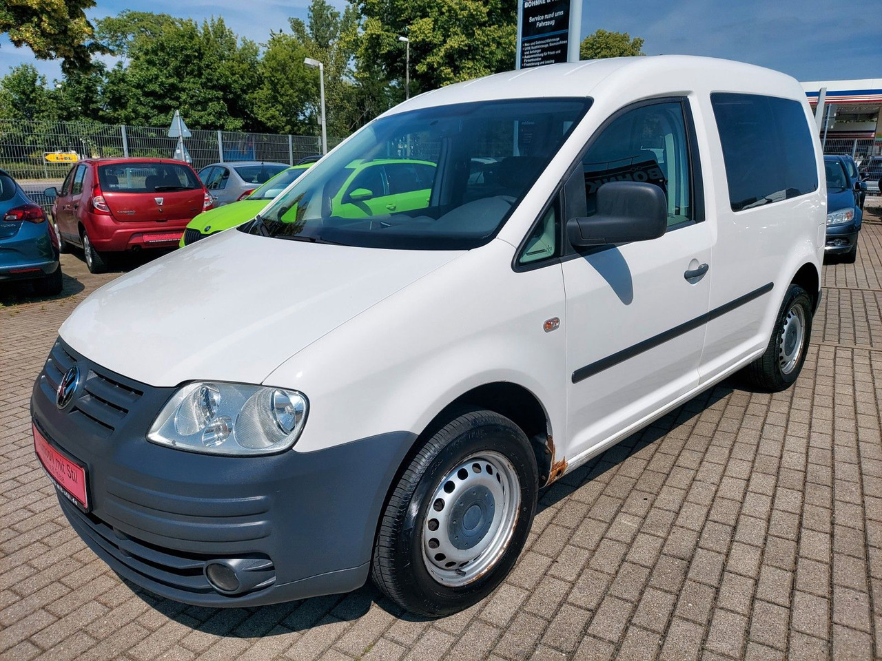 Volkswagen Caddy Kombi 1.9 Tdi Klima max. 5 Sitze AHK - ميكروباص: صورة 4 Volkswagen Caddy Kombi 1.9 Tdi Klima max. 5 Sitze AHK - ميكروباص: صورة 4