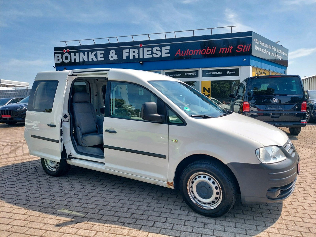Volkswagen Caddy Kombi 1.9 Tdi Klima max. 5 Sitze AHK - ميكروباص: صورة 1 Volkswagen Caddy Kombi 1.9 Tdi Klima max. 5 Sitze AHK - ميكروباص: صورة 1
