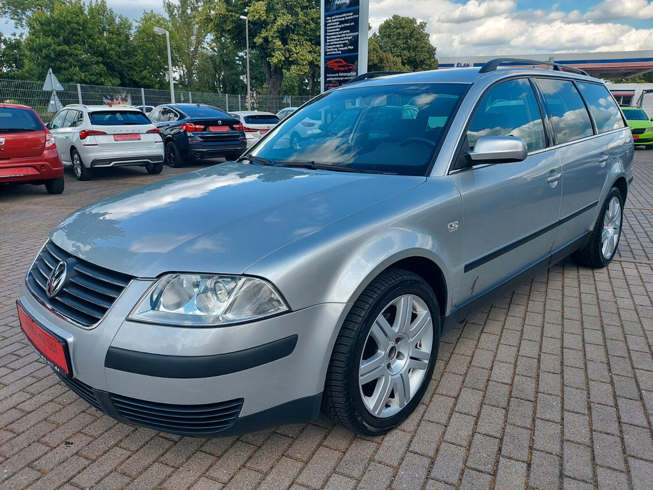 Volkswagen Passat Variant Family Klima Sitzheizung - سيارة: صورة 3 Volkswagen Passat Variant Family Klima Sitzheizung - سيارة: صورة 3