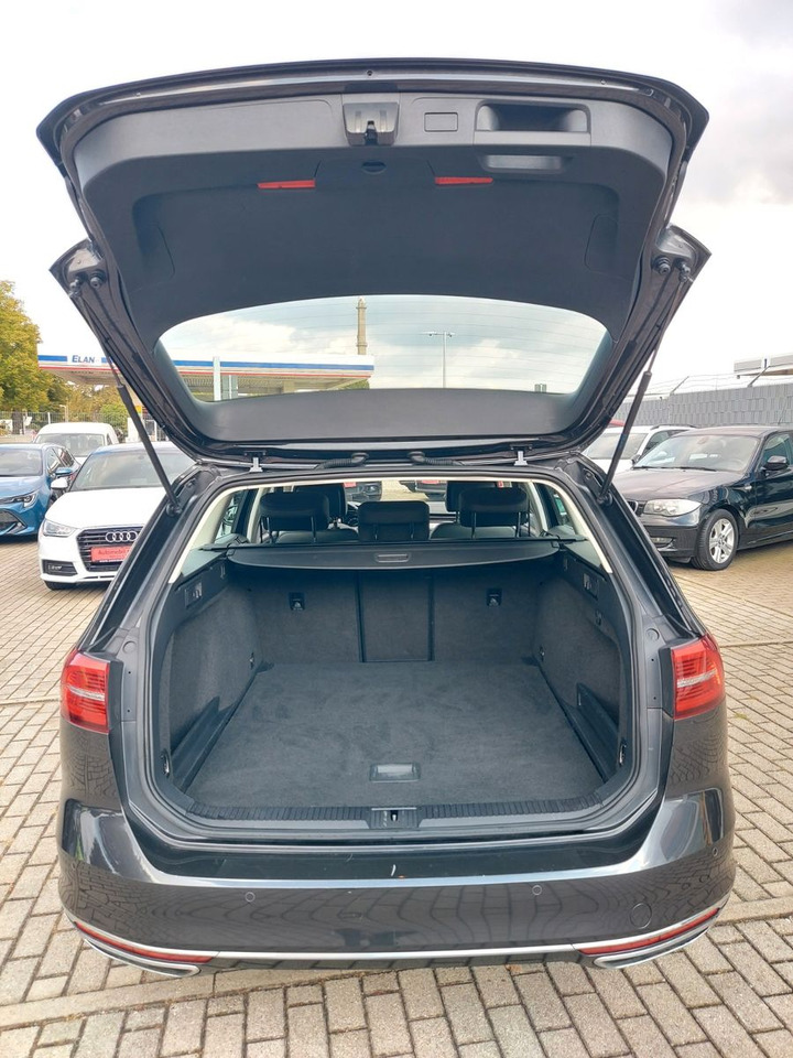 سيارة ستيشن Volkswagen Passat Variant Highline 4Motion 4x4 Massage: صورة 23