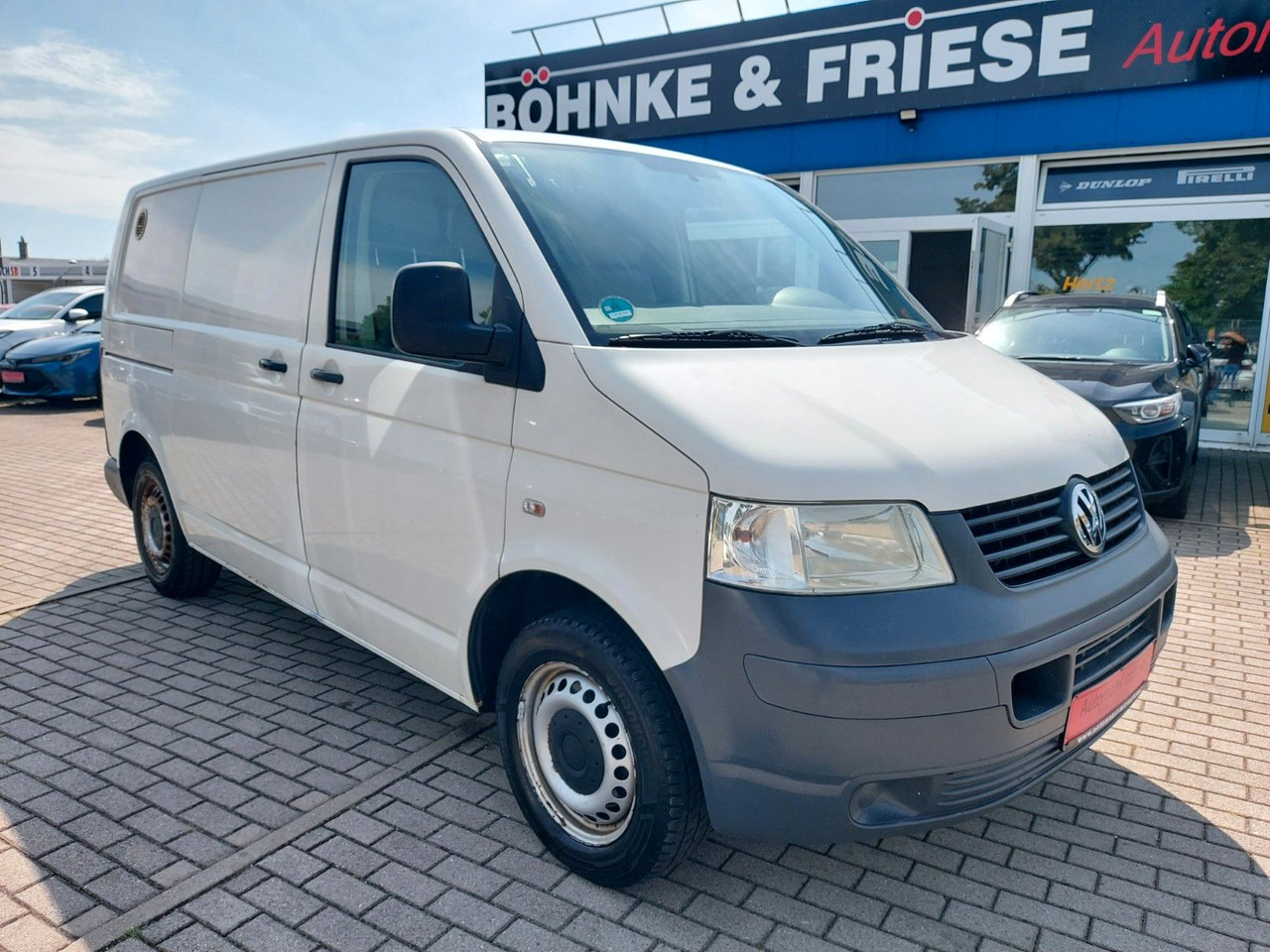 Volkswagen T5 Transporter 1.9 Tdi Kasten Kombi 3 Sitze AHK - ميكروباص: صورة 2 Volkswagen T5 Transporter 1.9 Tdi Kasten Kombi 3 Sitze AHK - ميكروباص: صورة 2