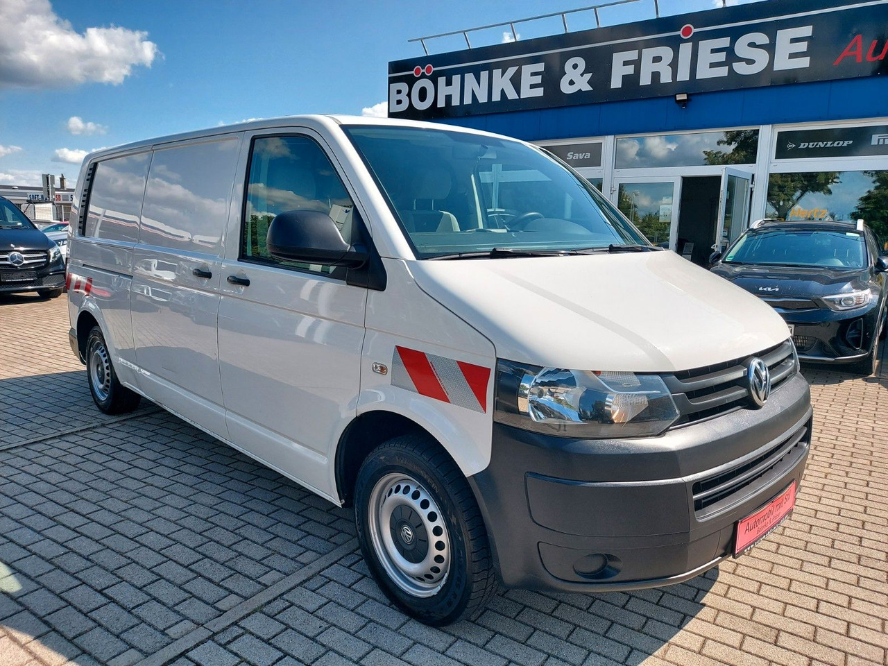Volkswagen T5 Transporter Kasten Kombi lang Klima - ميكروباص: صورة 2 Volkswagen T5 Transporter Kasten Kombi lang Klima - ميكروباص: صورة 2