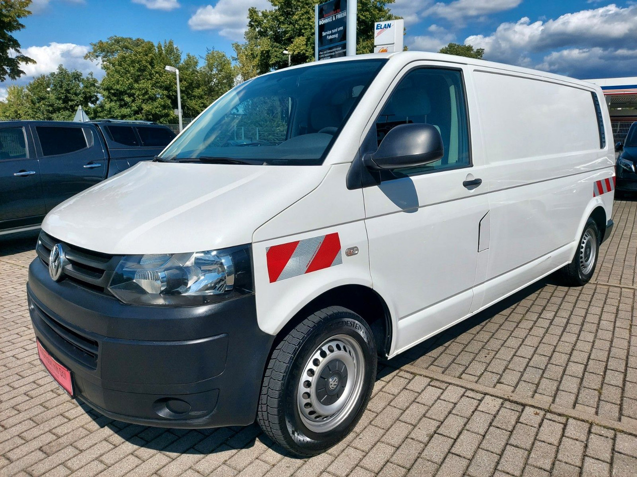 Volkswagen T5 Transporter Kasten Kombi lang Klima - ميكروباص: صورة 4 Volkswagen T5 Transporter Kasten Kombi lang Klima - ميكروباص: صورة 4