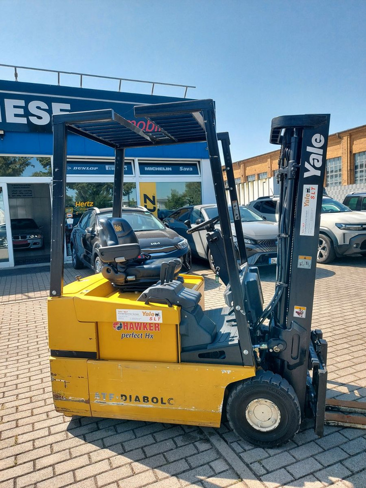 Yale Stapler ERP16ATF E1980 48Volt 1550kg - رافعة شوكية كهربائية: صورة 5 Yale Stapler ERP16ATF E1980 48Volt 1550kg - رافعة شوكية كهربائية: صورة 5
