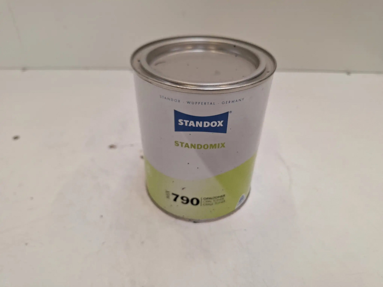 1 Dose Standomix (Standox) - معدات الورش: صورة 1 1 Dose Standomix (Standox) - معدات الورش: صورة 1