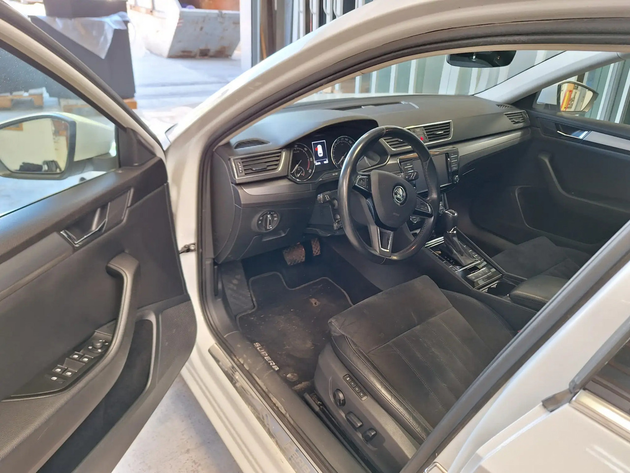 1 Stk. PKW (Skoda) - سيارة: صورة 5 1 Stk. PKW (Skoda) - سيارة: صورة 5