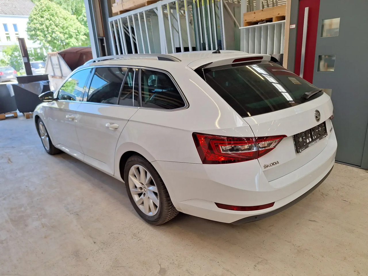 1 Stk. PKW (Skoda) - سيارة: صورة 2 1 Stk. PKW (Skoda) - سيارة: صورة 2