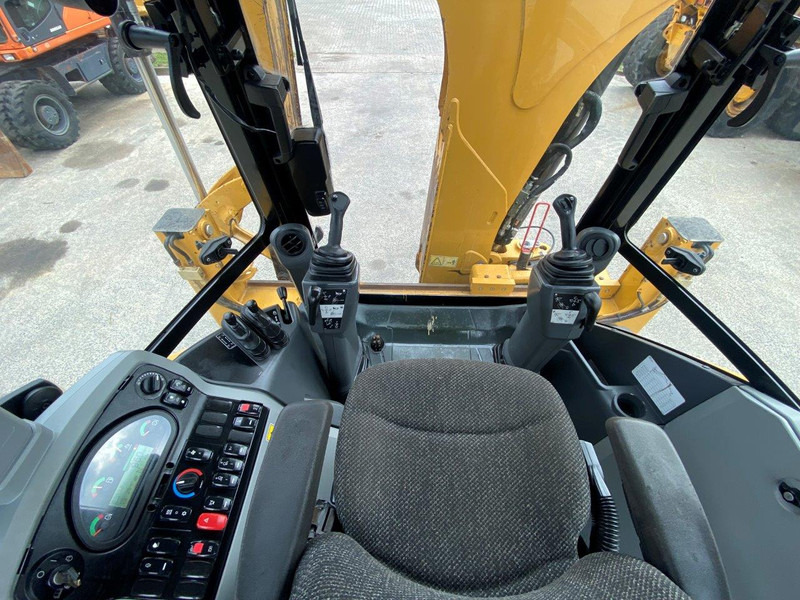 Caterpillar 432F2 NVT - جرافة حفار: صورة 5 Caterpillar 432F2 NVT - جرافة حفار: صورة 5
