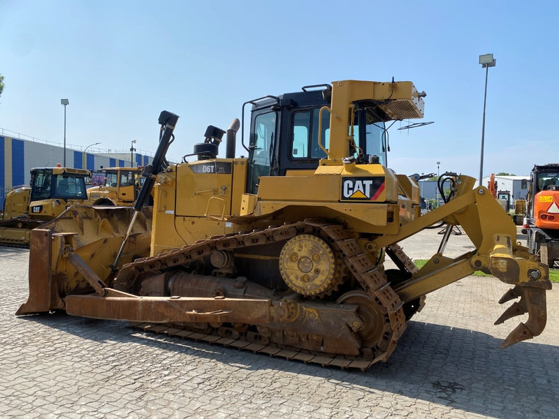 Caterpillar D6T XL NVT - جرافة: صورة 2 Caterpillar D6T XL NVT - جرافة: صورة 2