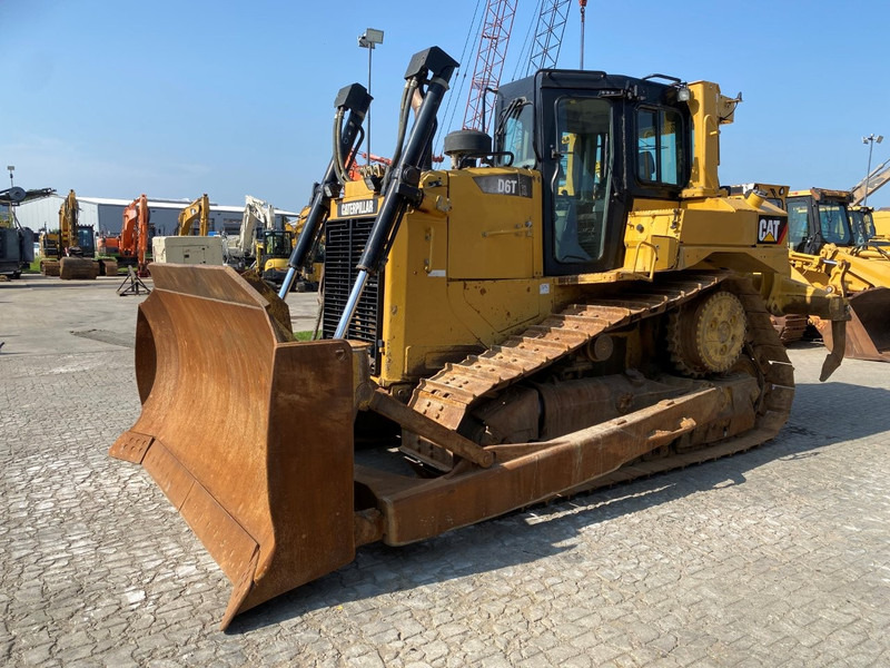 Caterpillar D6T XL NVT - جرافة: صورة 1 Caterpillar D6T XL NVT - جرافة: صورة 1
