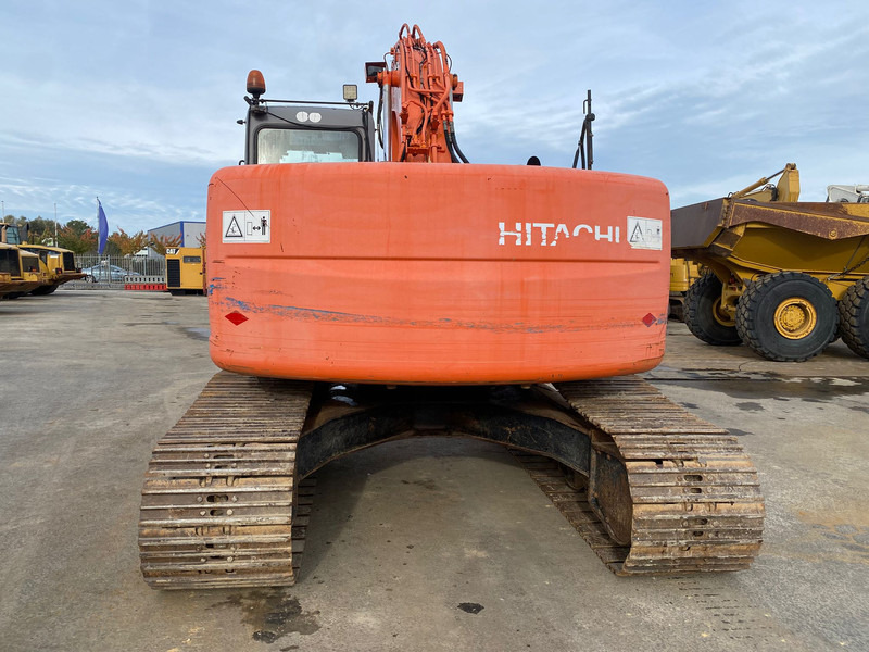 Hitachi ZX 225 USRLC NVT - حفار زحاف: صورة 4 Hitachi ZX 225 USRLC NVT - حفار زحاف: صورة 4