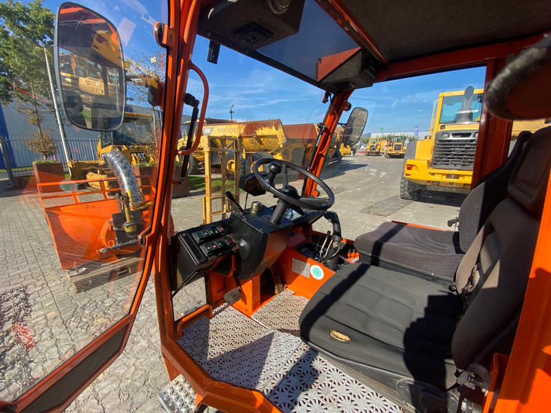 Holder C3.42 NVT - جرافة ثلج: صورة 4 Holder C3.42 NVT - جرافة ثلج: صورة 4