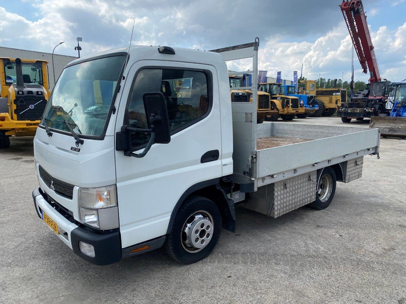 Mitsubishi Fuso Canter 3C18 NVT - شاحنات مسطحة: صورة 3 Mitsubishi Fuso Canter 3C18 NVT - شاحنات مسطحة: صورة 3