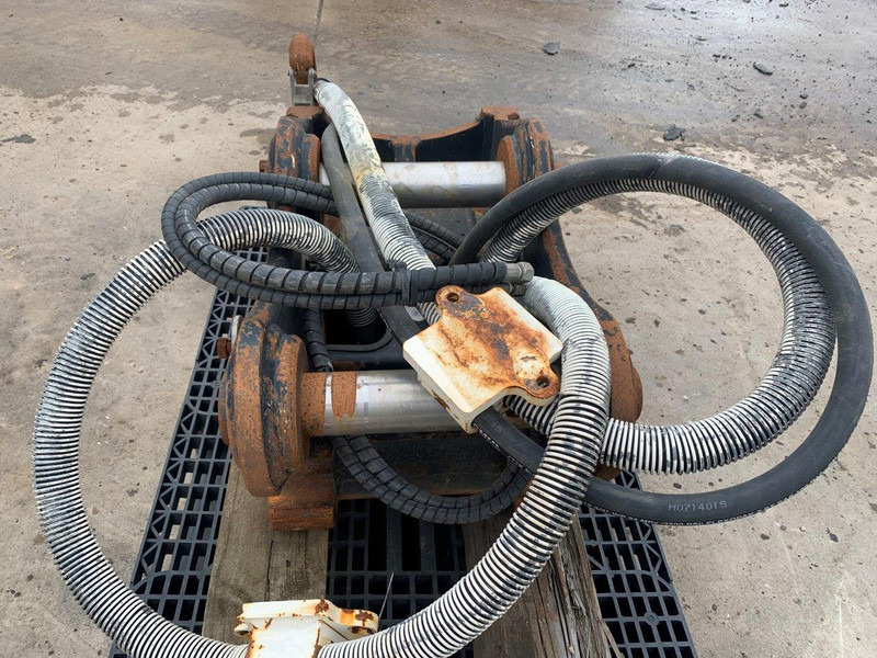 Oil Quick OQ 70 - قارنة توصيل هيدروليكي: صورة 5 Oil Quick OQ 70 - قارنة توصيل هيدروليكي: صورة 5