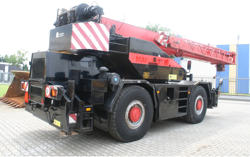 Tadano TR300EX NVT - رافعة لجميع التضاريس: صورة 5 Tadano TR300EX NVT - رافعة لجميع التضاريس: صورة 5