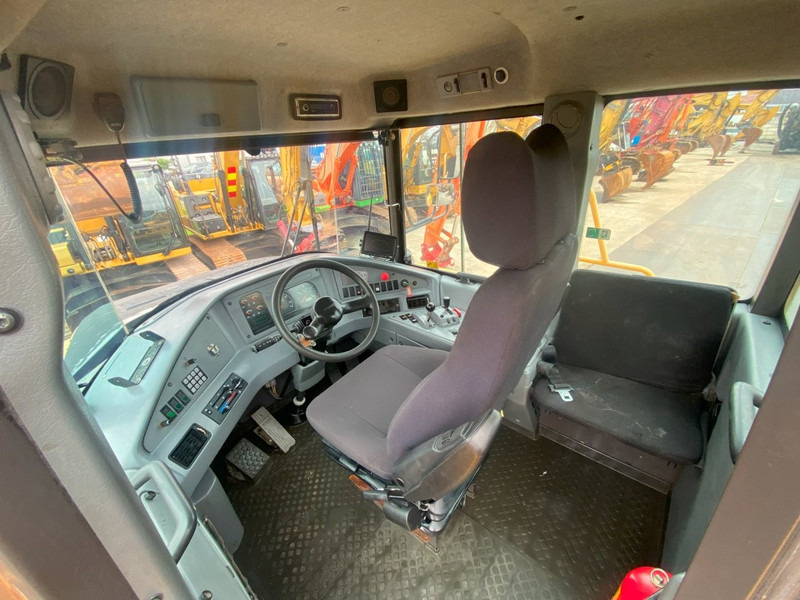 Volvo A 30 D 6x6 dumper articulated hauler - شاحنة التعدين: صورة 4 Volvo A 30 D 6x6 dumper articulated hauler - شاحنة التعدين: صورة 4