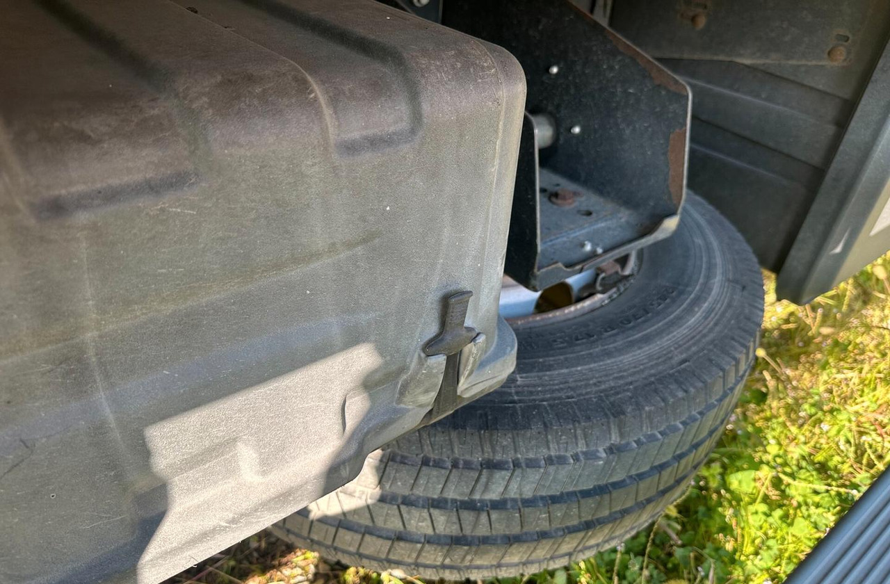 Iveco 120 EL 22 P RIBASSATO CENTINATO EURO 5 - شاحنة ستارة: صورة 5 Iveco 120 EL 22 P RIBASSATO CENTINATO EURO 5 - شاحنة ستارة: صورة 5