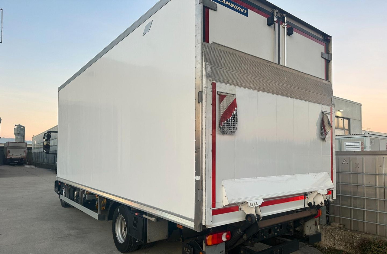Iveco 75 E 19 P FURGONE ISOTERMICO E SPONDA - شاحنة الفريزر: صورة 3 Iveco 75 E 19 P FURGONE ISOTERMICO E SPONDA - شاحنة الفريزر: صورة 3