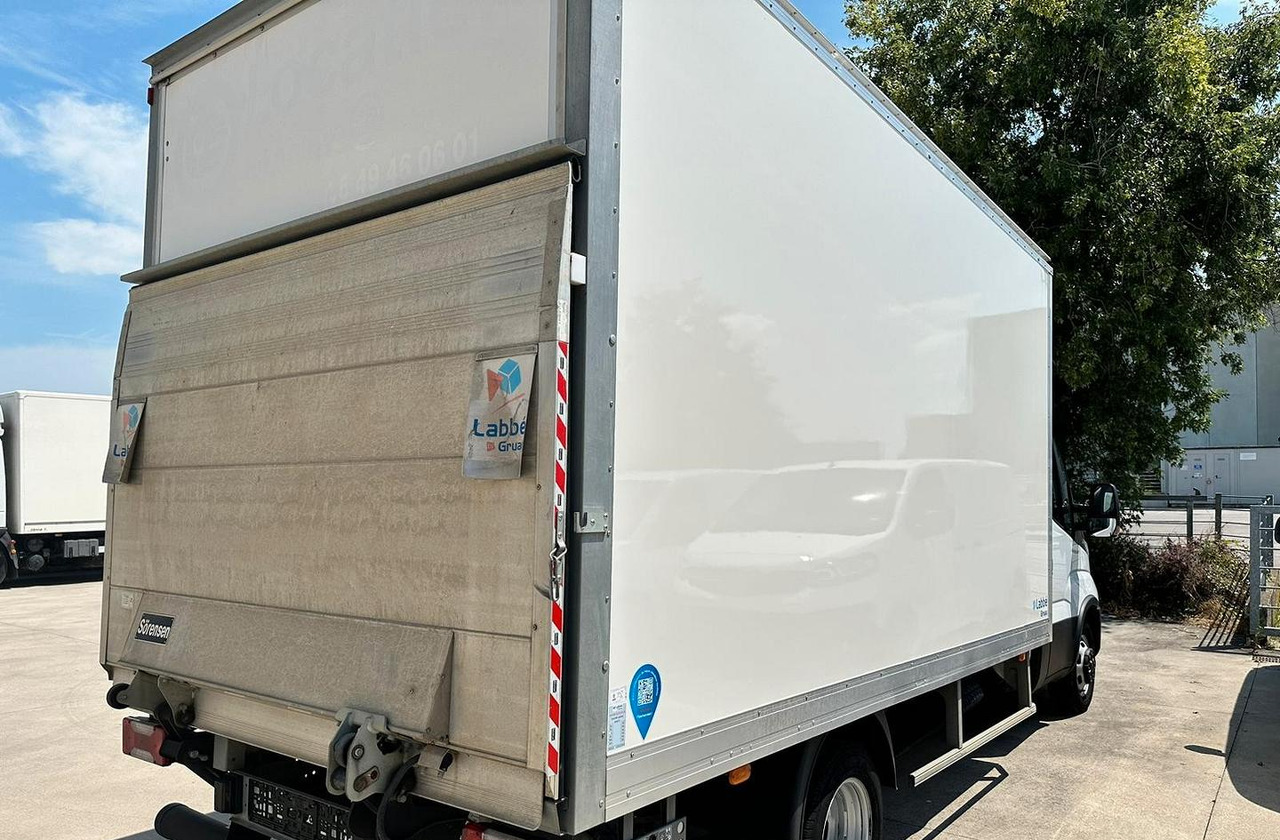 Iveco daily 35c16 euro 6 furgone e sponda - شاحنة مغلقة الصندوق: صورة 3 Iveco daily 35c16 euro 6 furgone e sponda - شاحنة مغلقة الصندوق: صورة 3
