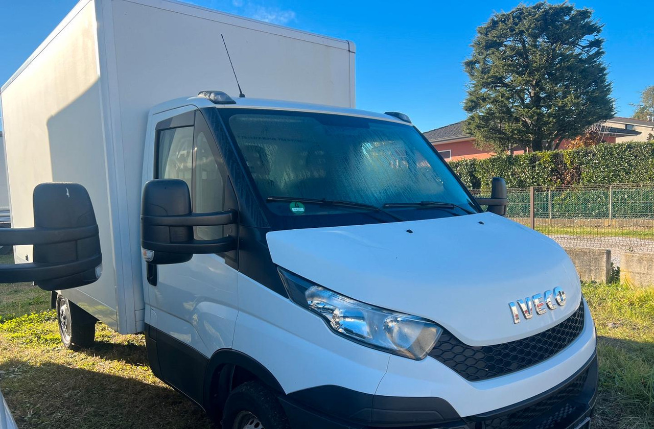 Iveco daily 35s15 furgone euro 6 - شاحنة مغلقة الصندوق: صورة 2 Iveco daily 35s15 furgone euro 6 - شاحنة مغلقة الصندوق: صورة 2